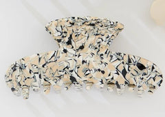 Shell Claw Clip